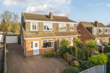 3 bedroom Semi-detached house for sale in Highwood Avenue, Moortown, Leeds, LS17