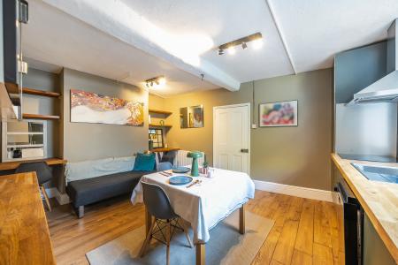 2 bedroom Town house for sale in Harrogate Road, Chapel Allerton, Leeds, LS7