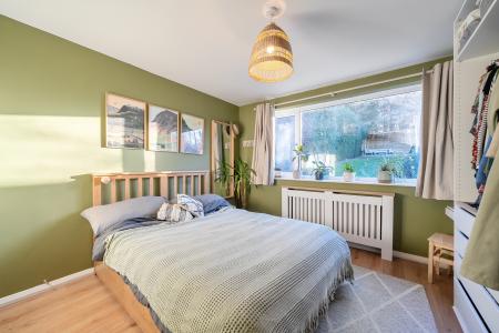 2 bedroom Semi-detached bungalow for sale in Carr Manor Road, Moortown, Leeds, LS17