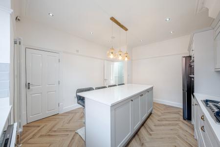4 bedroom Terraced House for sale in Methley Drive, Chapel Allerton, Leeds, LS7