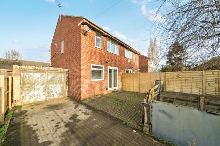 3 bedroom Semi-detached house for sale in Elmton Close, Middleton, Leeds, LS10