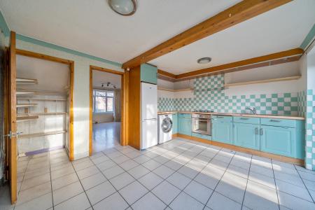 3 bedroom Semi-detached house for sale in Elmton Close, Middleton, Leeds, LS10