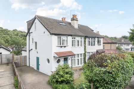 4 bedroom Semi-detached house for sale in Gledhow Park Crescent, Chapel Allerton, Leeds, LS7