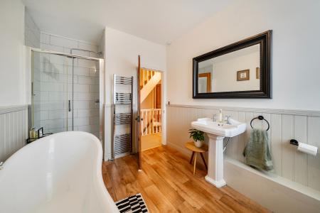 4 bedroom Terraced House for sale in Methley Grove, Chapel Allerton, Leeds, LS7