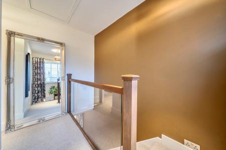 3 bedroom Semi-detached house for sale in North Grove Close, Oakwood, Leeds, LS8