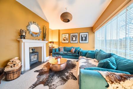 3 bedroom Semi-detached house for sale in North Grove Close, Oakwood, Leeds, LS8