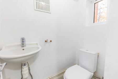 1 bedroom Flat to let in Monk Bridge Road, Meanwood, Leeds, LS6