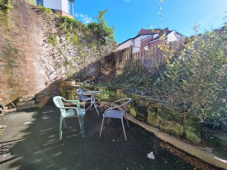 1 bedroom Flat to let in Monk Bridge Road, Meanwood, Leeds, LS6