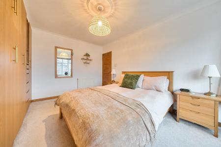 3 bedroom Semi-detached house for sale in Talbot Rise, Roundhay, Leeds, LS17