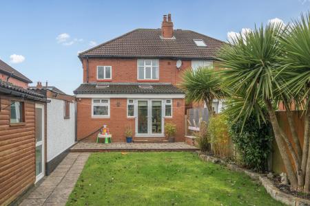 3 bedroom Semi-detached house for sale in Talbot Rise, Roundhay, Leeds, LS17