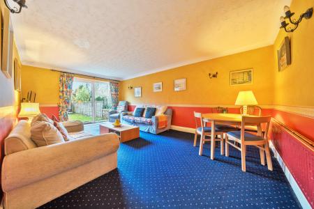 3 bedroom Semi-detached house for sale in Kingswood Crescent, Roundhay, Leeds, LS8