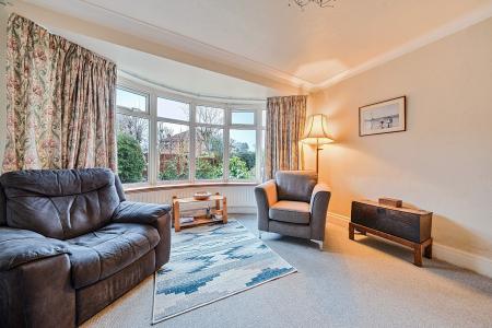 3 bedroom Semi-detached house for sale in Kingswood Crescent, Roundhay, Leeds, LS8