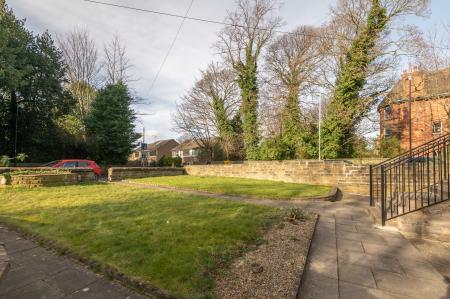 2 bedroom Flat to let in 4 West Hill Terrace, 83 Harrogate Road, Chapel Allerton, Leeds, LS7