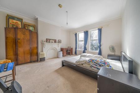 5 bedroom Semi-detached house for sale in Sholebrook Avenue, Chapeltown, Leeds, LS7