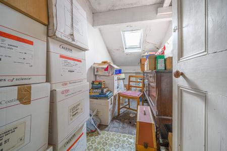 5 bedroom Semi-detached house for sale in Sholebrook Avenue, Chapeltown, Leeds, LS7