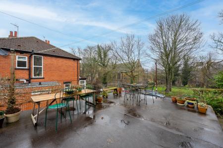 7 bedroom Block of Apartments for sale in St Marys Road, Leeds, LS7