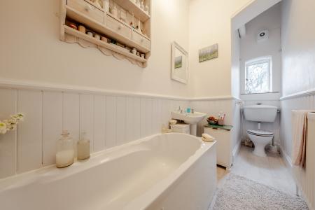 7 bedroom Block of Apartments for sale in St Marys Road, Leeds, LS7