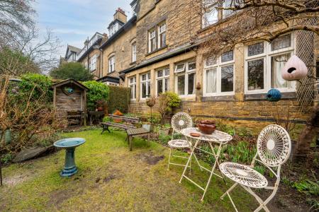 7 bedroom Block of Apartments for sale in St Marys Road, Leeds, LS7