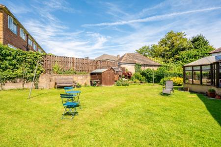 5 bedroom Detached house for sale in Southlands Drive, Moortown, Leeds, LS17