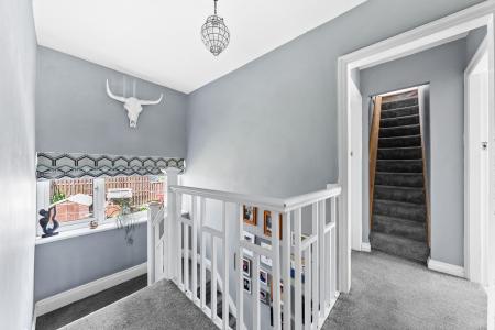 5 bedroom Detached house for sale in Southlands Drive, Moortown, Leeds, LS17