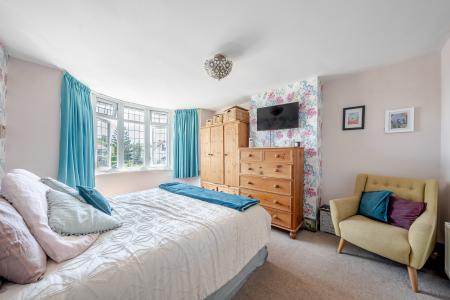 5 bedroom Detached house for sale in Southlands Drive, Moortown, Leeds, LS17