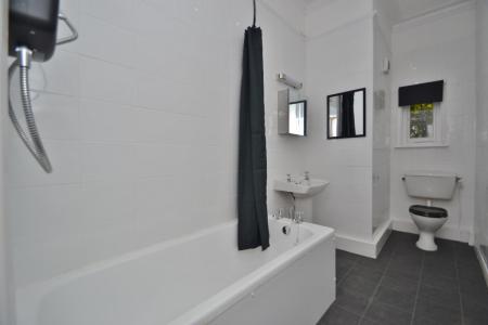 1 bedroom Flat to let in St Marys Road, Leeds, LS7