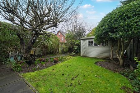 3 bedroom Detached house for sale in Denton Avenue, Roundhay, Leeds, LS8