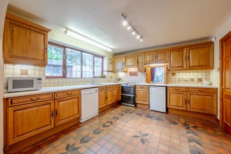 3 bedroom Detached house for sale in Grosvenor Park, Chapel Allerton, Leeds, LS7