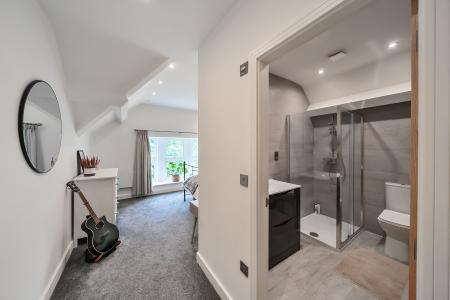 2 bedroom Duplex for sale in Chapeltown Road, Leeds, LS7