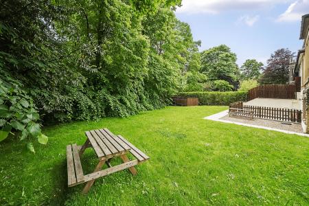 2 bedroom Duplex for sale in Chapeltown Road, Leeds, LS7