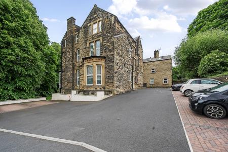 2 bedroom Duplex for sale in Chapeltown Road, Leeds, LS7