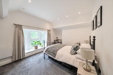 2 bedroom Duplex for sale in Chapeltown Road, Leeds, LS7