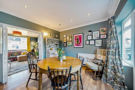 4 bedroom Semi-detached house for sale in Allerton Grange Rise, Moortown, Leeds, LS17