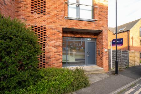 2 bedroom Flat for sale in The Hawthorns, 6 Well Lane, Chapel Allerton, Leeds, LS7