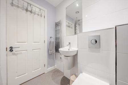2 bedroom Flat for sale in The Hawthorns, 6 Well Lane, Chapel Allerton, Leeds, LS7