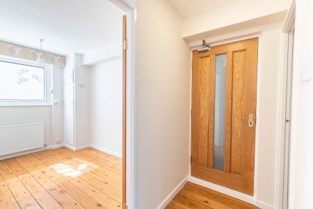 2 bedroom Flat for sale in Gledhow Court, Chapel Allerton, Leeds, LS7
