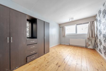 2 bedroom Flat for sale in Gledhow Court, Chapel Allerton, Leeds, LS7