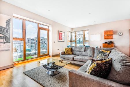 2 bedroom Penthouse to let in MacKenzie House, Chadwick Street, Leeds, LS10