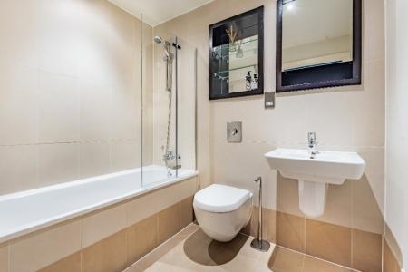 2 bedroom Penthouse to let in MacKenzie House, Chadwick Street, Leeds, LS10