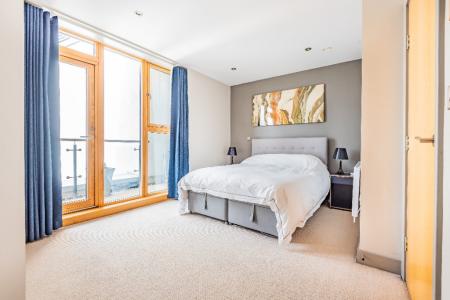 2 bedroom Penthouse to let in MacKenzie House, Chadwick Street, Leeds, LS10