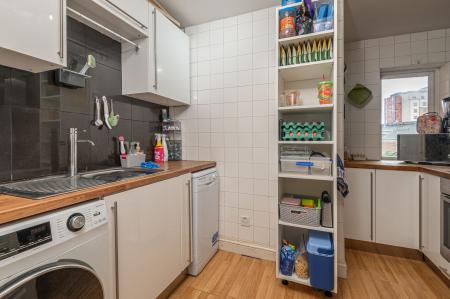 2 bedroom Flat for sale in Langtons Wharf, The Calls, Leeds, LS2