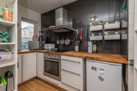 2 bedroom Flat for sale in Langtons Wharf, The Calls, Leeds, LS2