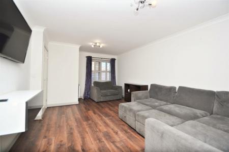 3 bedroom Town house to let in Barley Fields Close, Garforth, Leeds, LS25