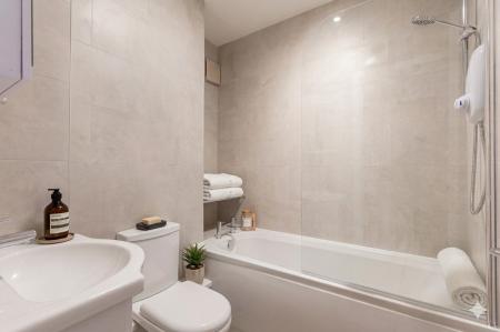 1 bedroom Flat to let in The Calls, Leeds, LS2