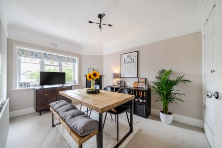 3 bedroom Duplex for sale in Street Lane, Roundhay, Leeds, LS8