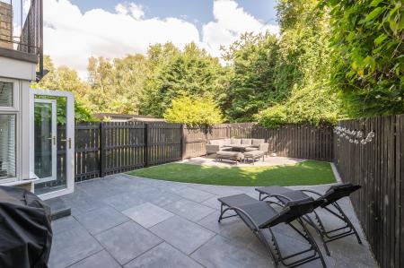 4 bedroom Town house for sale in Keplestone Mews, Alwoodley, Leeds, LS17