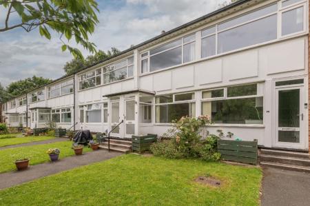 2 bedroom Flat for sale in Hillside Court, Chapel Allerton, Leeds, LS7