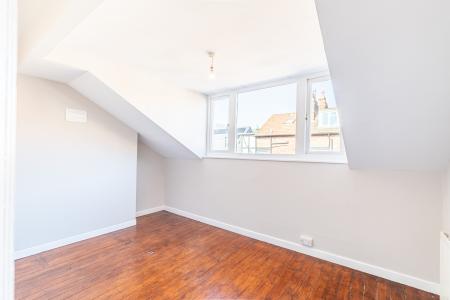 4 bedroom Terraced House for sale in Hawthorn Vale, Chapel Allerton, Leeds, LS7