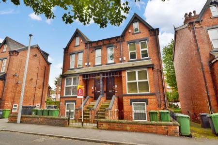 1 bedroom Flat to let in Brookfield Avenue, Leeds, LS8