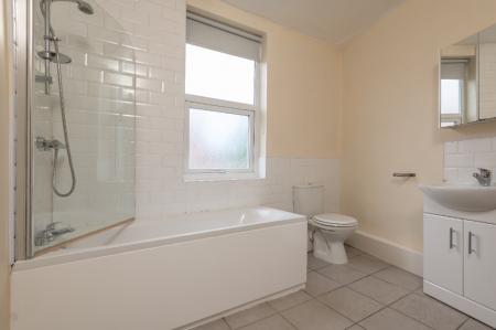 2 bedroom End of terrace house to let in Methley View, Chapel Allerton, Leeds, LS7